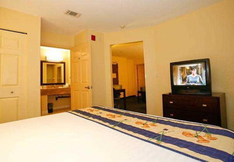 Best Western Hesperia-Victorville Suites Værelse billede